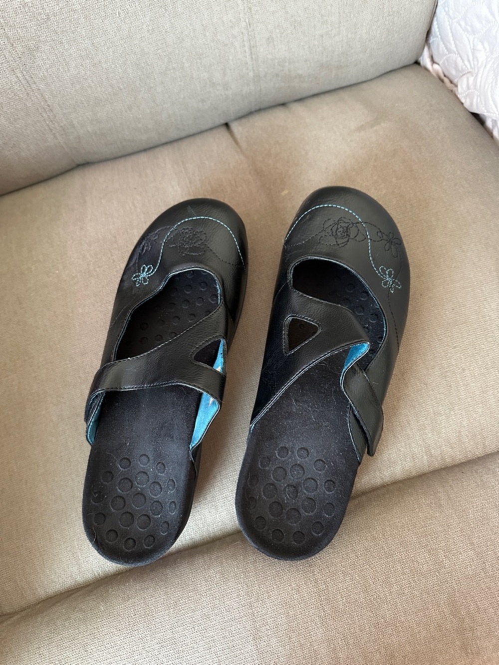 Orthoheel (Vionic) Leather Mary Janes Size 9-New